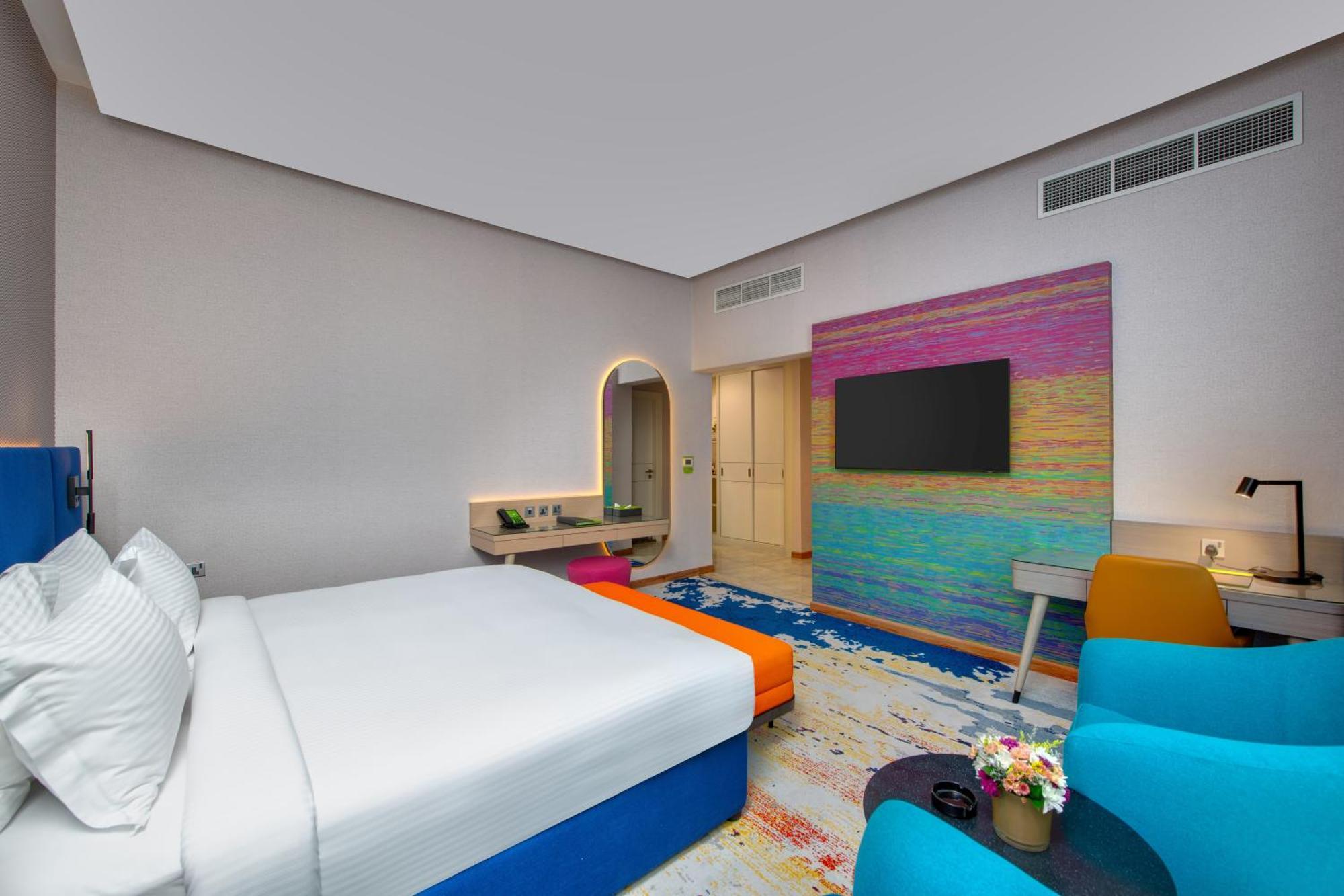 La Quinta By Wyndham Abu Dhabi Al Wahda Ξενοδοχείο Εξωτερικό φωτογραφία