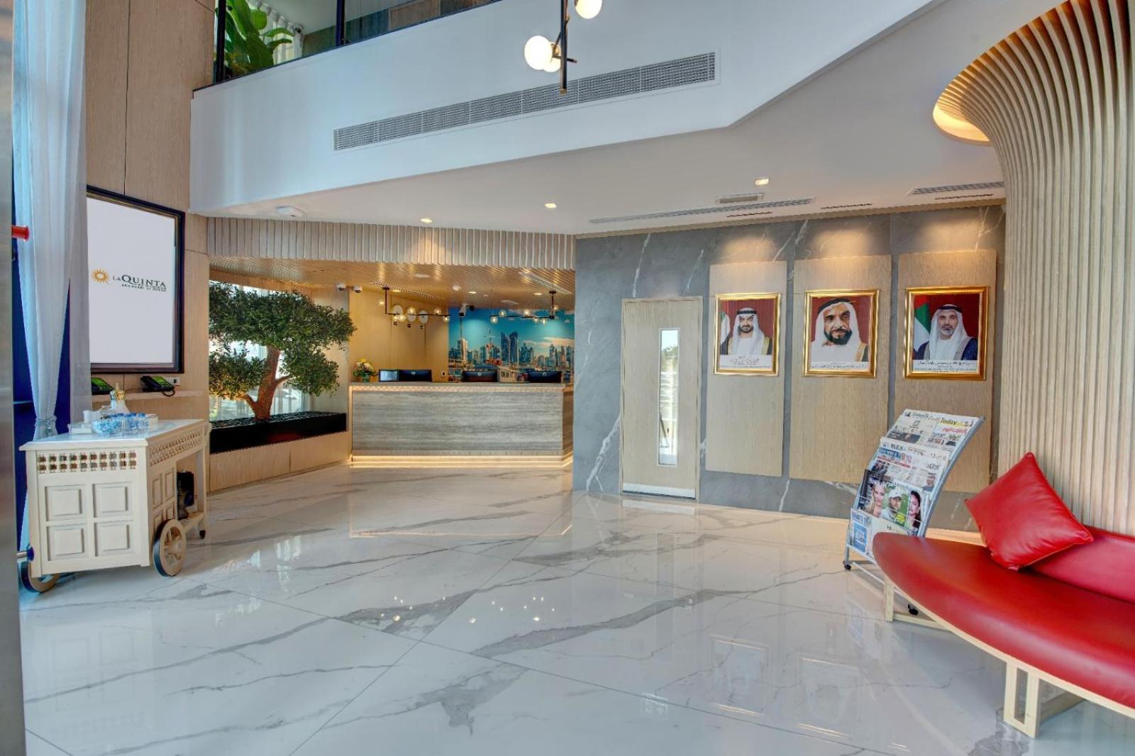 La Quinta By Wyndham Abu Dhabi Al Wahda Ξενοδοχείο Εξωτερικό φωτογραφία