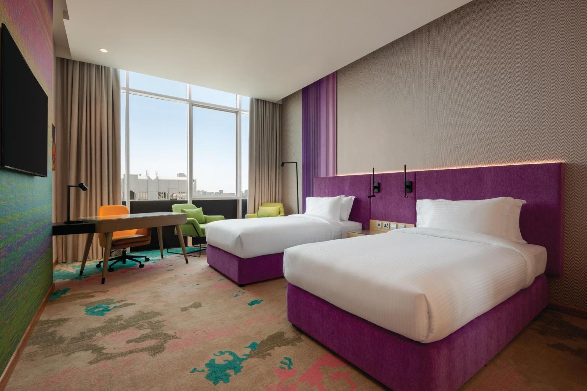 La Quinta By Wyndham Abu Dhabi Al Wahda Ξενοδοχείο Εξωτερικό φωτογραφία