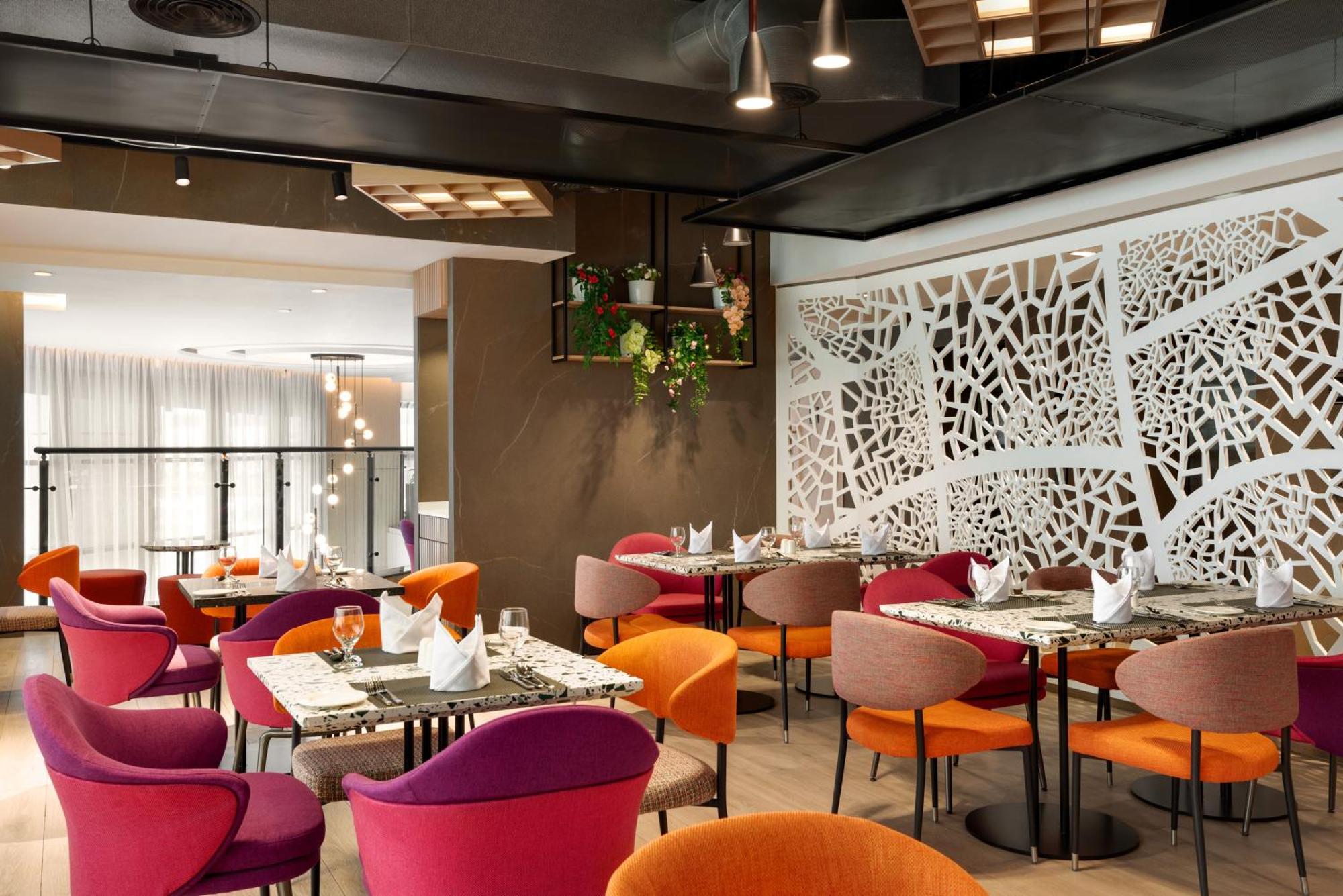 La Quinta By Wyndham Abu Dhabi Al Wahda Ξενοδοχείο Εξωτερικό φωτογραφία